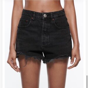 Zara black denim cut off shorts size 4